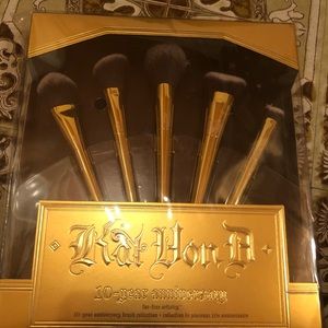 KVD Kat Von D 10th anniversary brushes